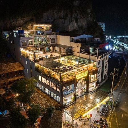 Roza Palace Cat Ba Chan Chau Екстериор снимка