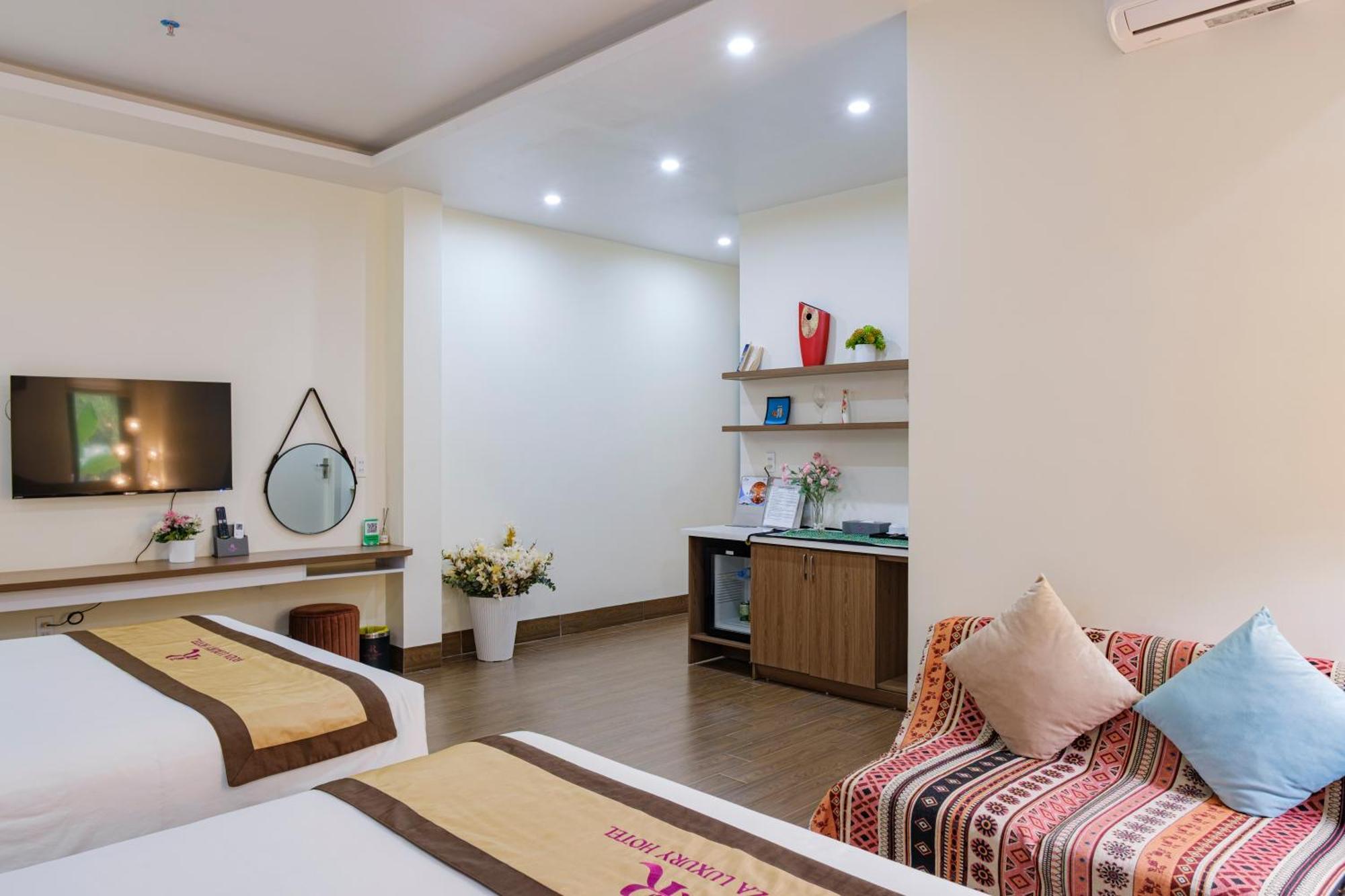 Roza Palace Cat Ba Chan Chau Екстериор снимка