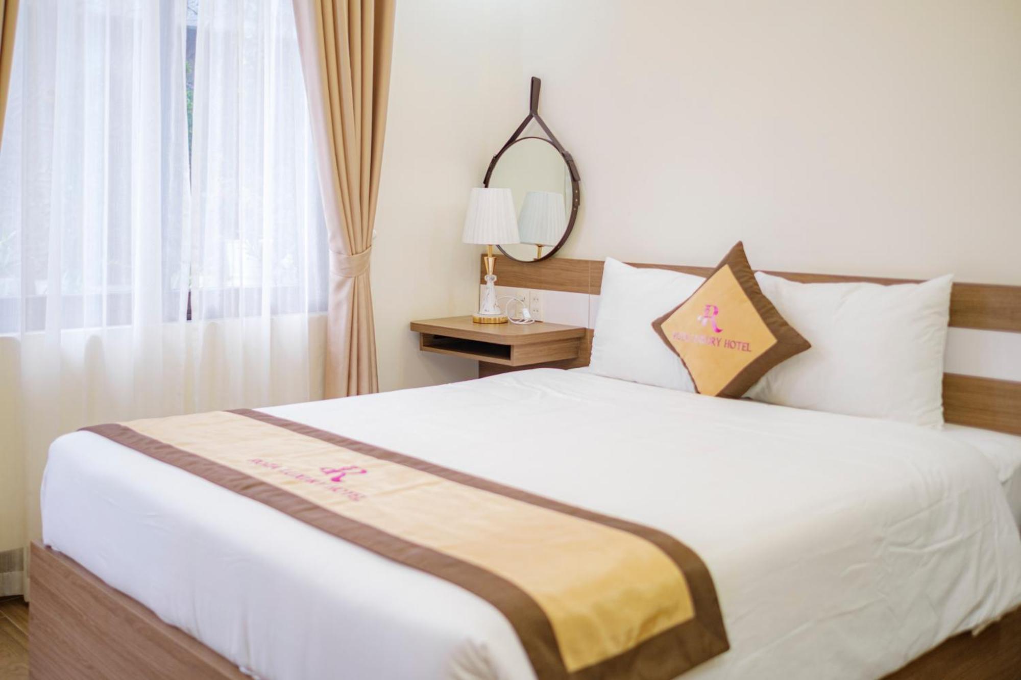 Roza Palace Cat Ba Chan Chau Екстериор снимка