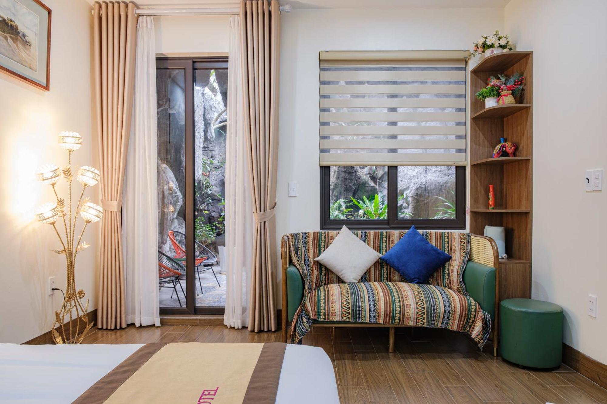 Roza Palace Cat Ba Chan Chau Екстериор снимка